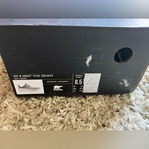 Sorel sneakers size 8.5